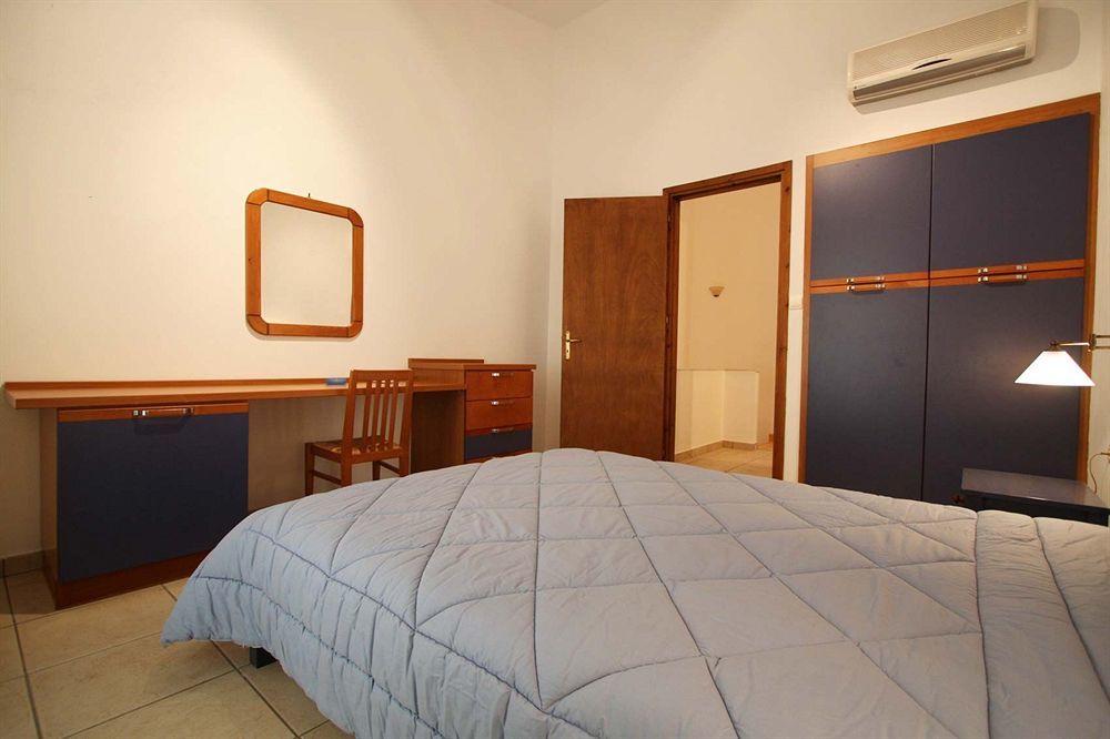 Lakonia Bay Apartments 阿彻奇洛斯 外观 照片